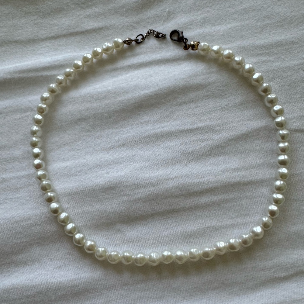 Pearl necklace